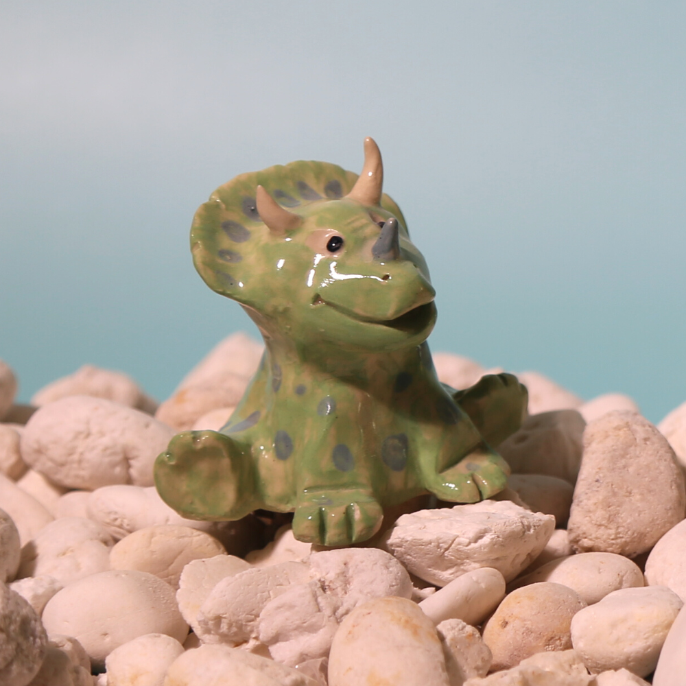 ปั้นขึ้นรูปด้วยมือสำหรับน้องๆ วัย 4-12 ปี