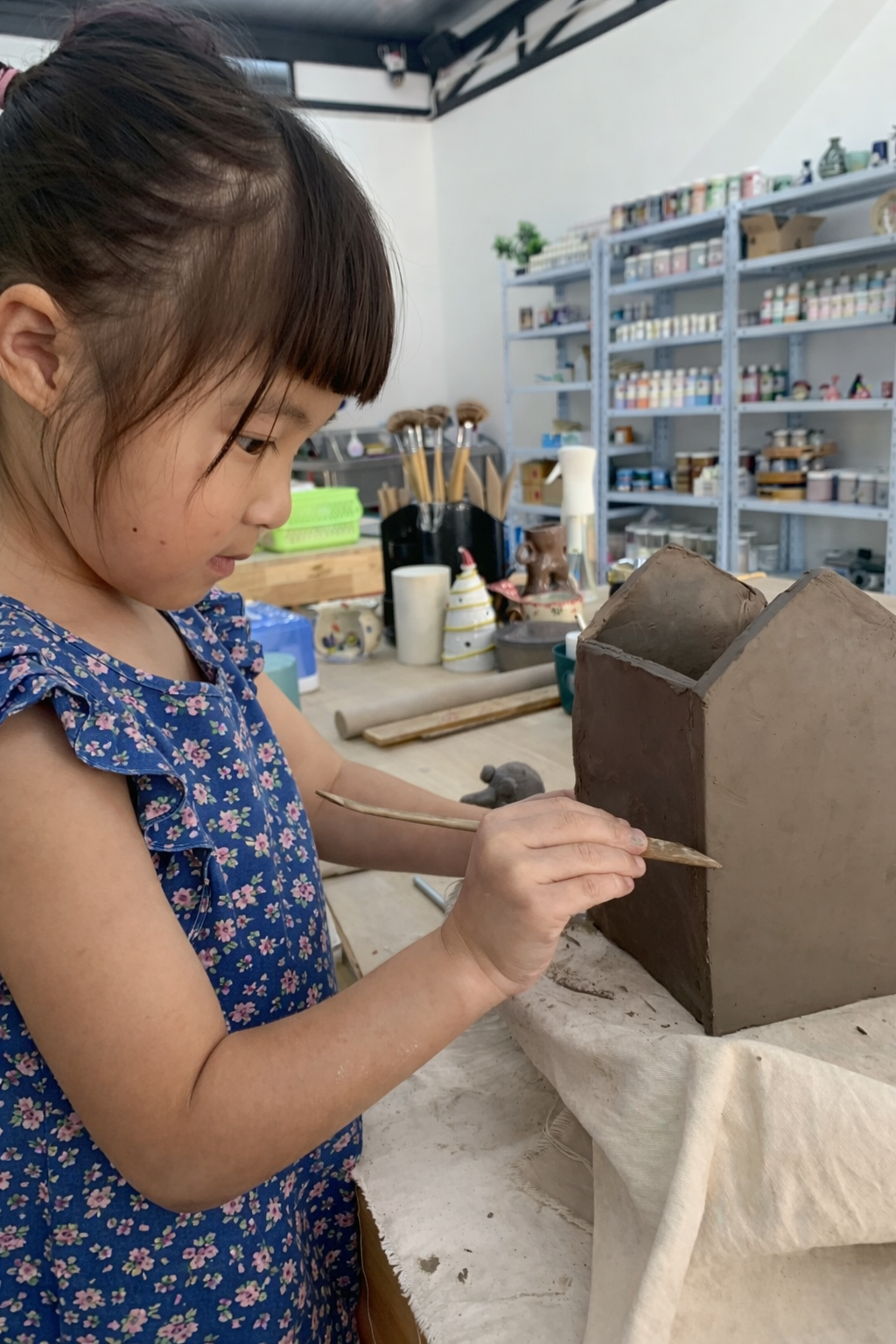 Kids Hand-Building Pottery Class 9 Sessions | Ages 4–8