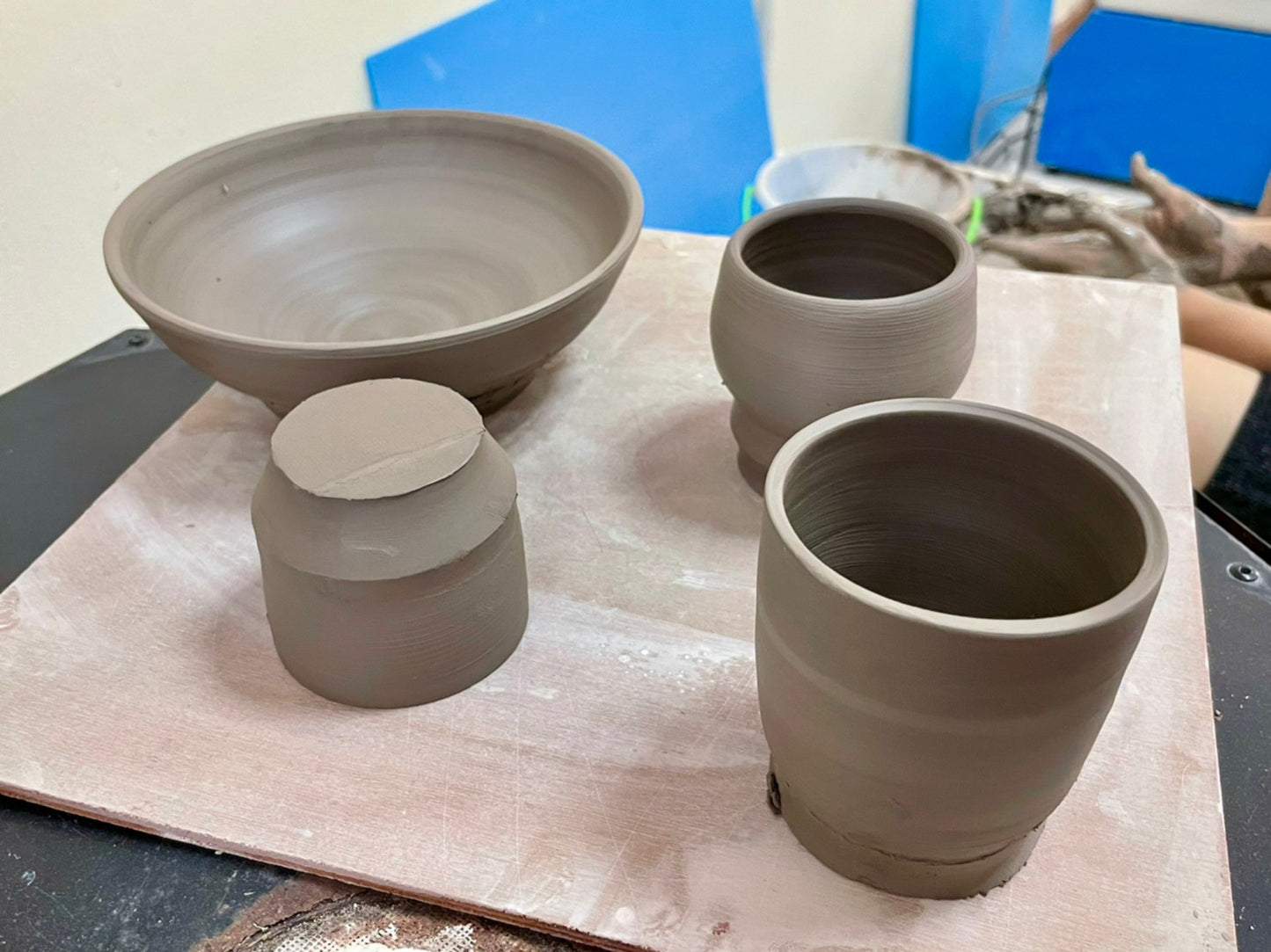 Ceramics Workshop "Buy 8 classes FREE 2 classes"